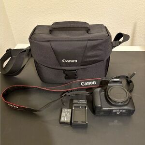 Canon Rebel T7 EOS Body